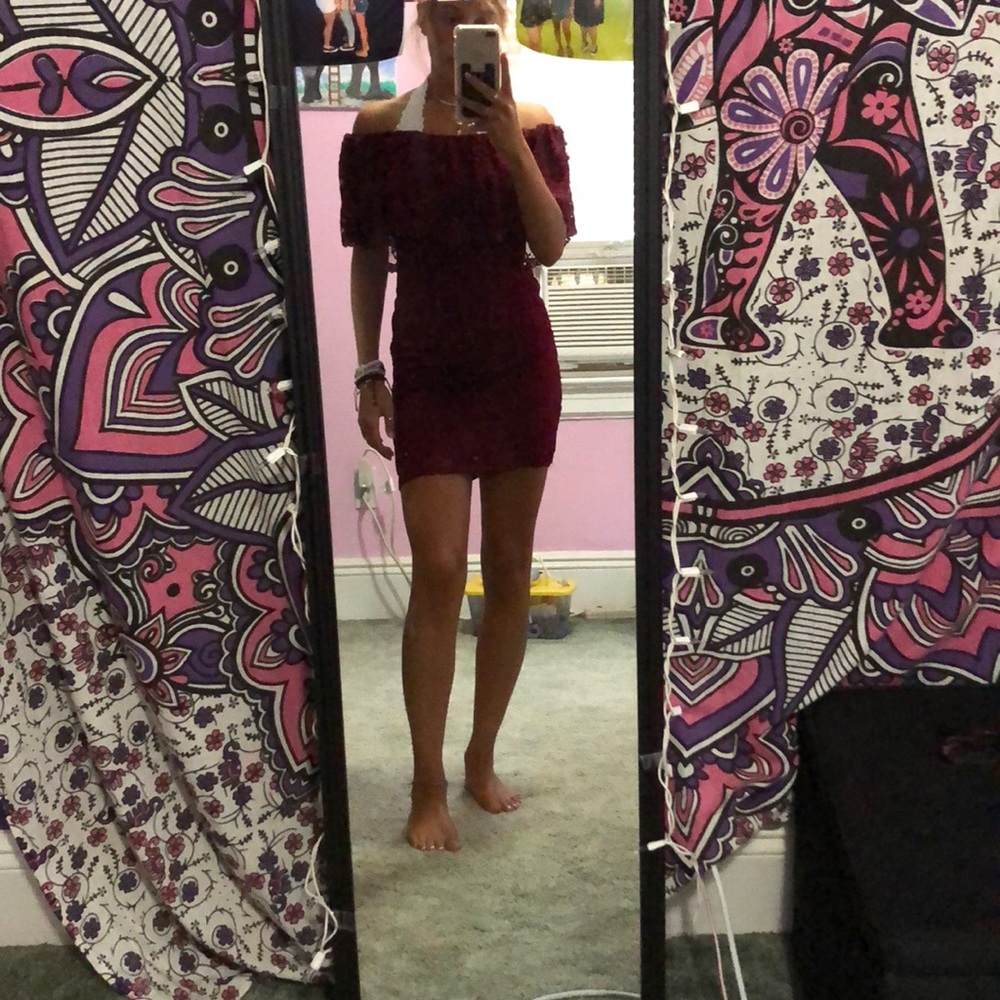 Off the shoulder fitted lace dress